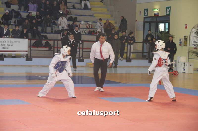 120212 Teakwondo 083_tn.jpg